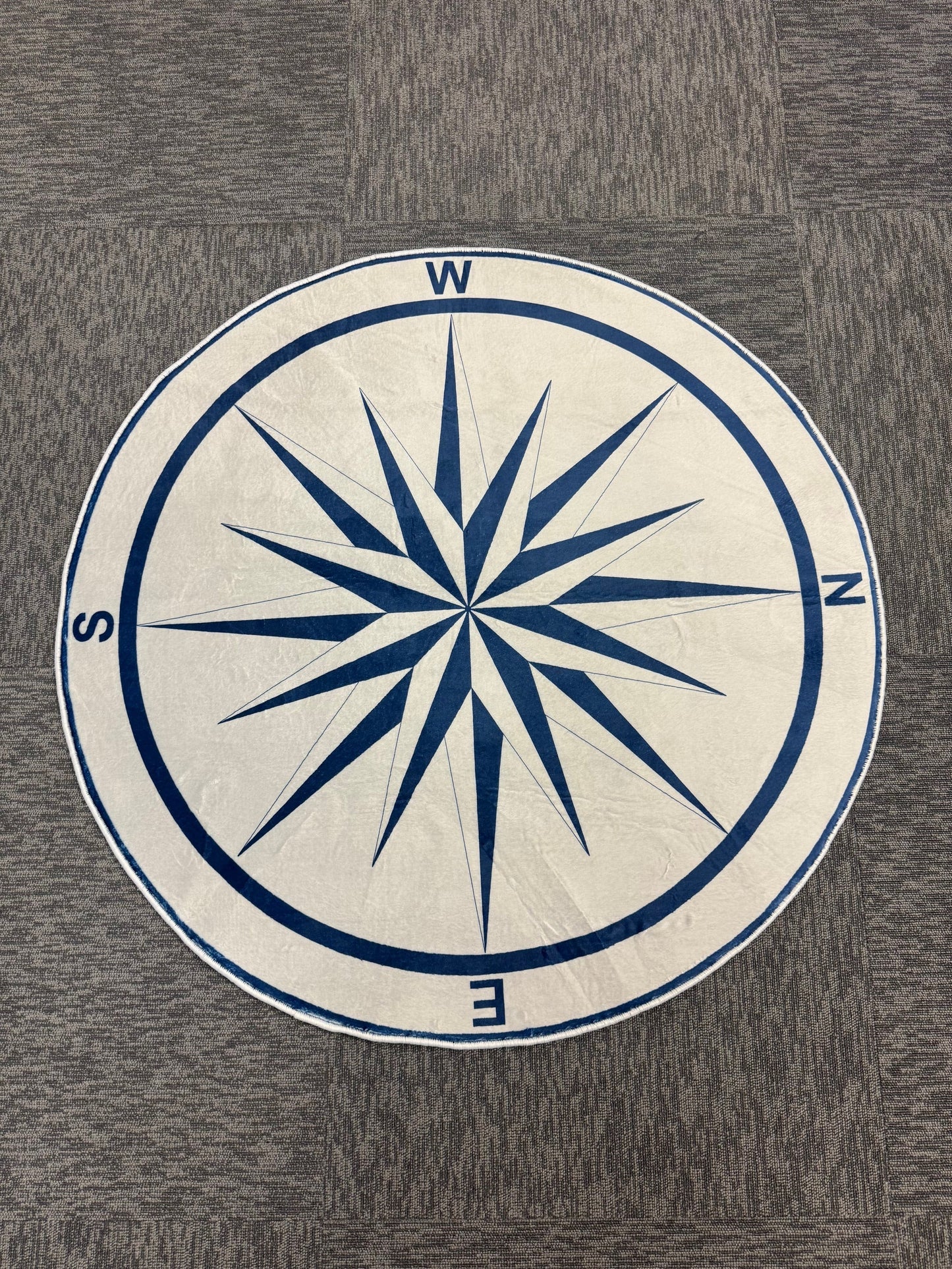 Nautical Compass Design Round Rug – Classic Blue and White Home Decor