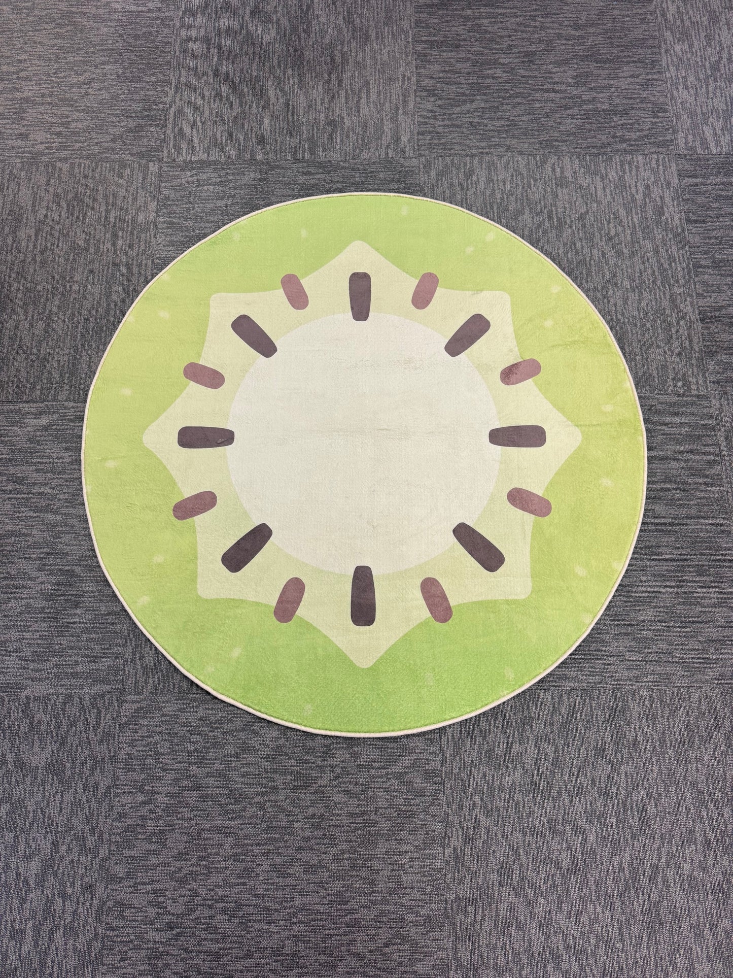 Kiwi Slice Round Rug – Playful & Fresh Accent Piece
