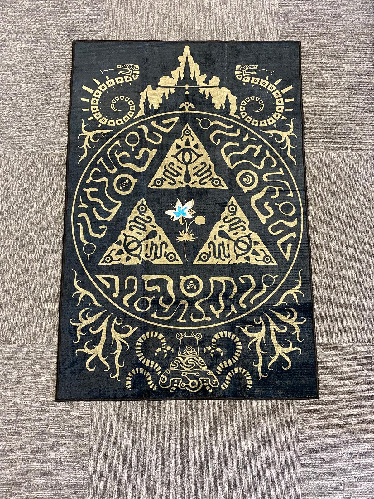 Hyrule-Inspired Triforce Gaming Rug – Legendary Home & Gamer Room Decor